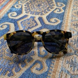 Illesteva tortoise shell sunglasses